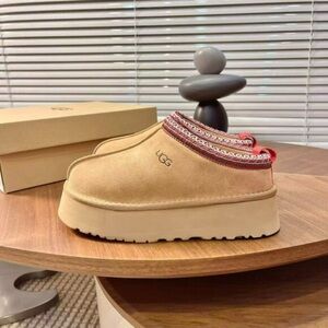 UGG Women's Tan and Red Platform Mules